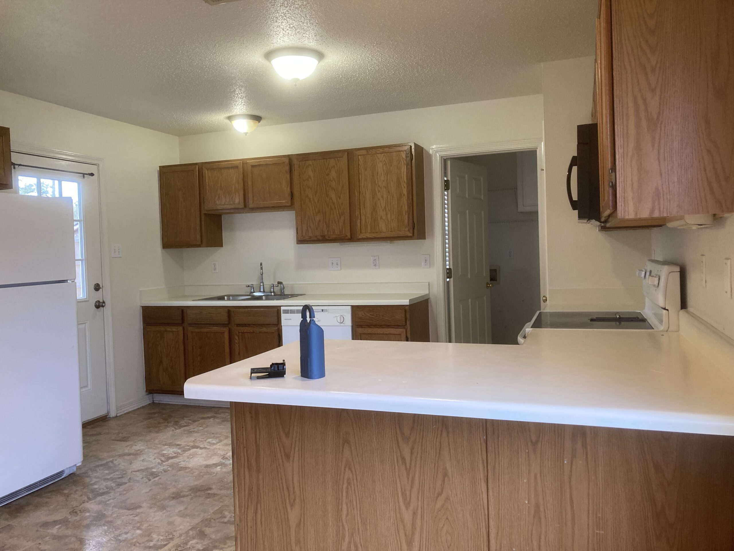 645 ARMAND (11) TLC Realty